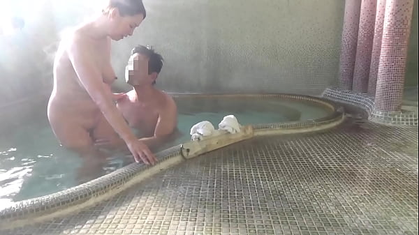 japan wife fuck in hot spring