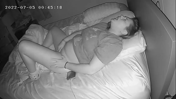 had to cum to go to bed spy cam