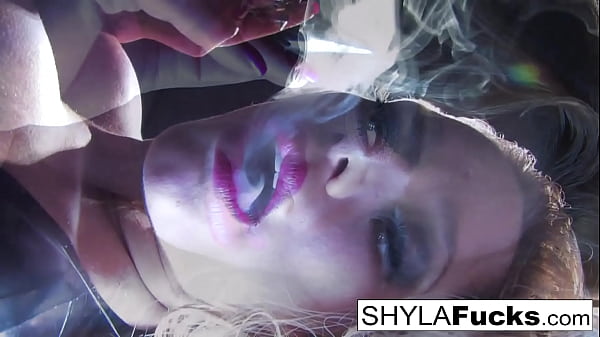 sexy shyla stylezs smoking fetish