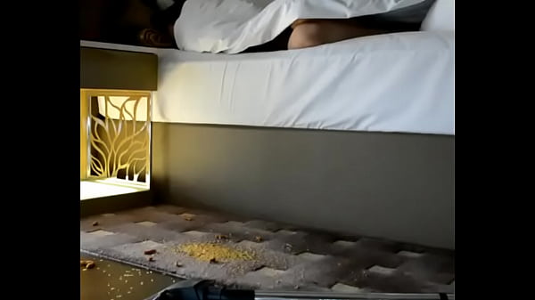 hotel staff catches masturbater